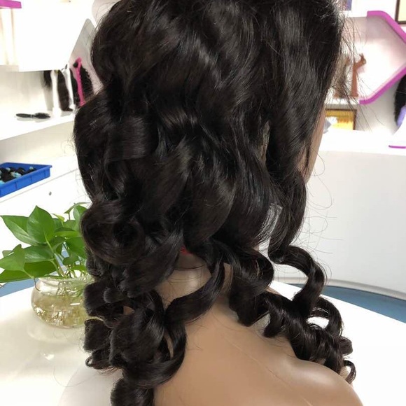 Body wave, lace front wig